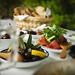 Zeytin Hotel 3*