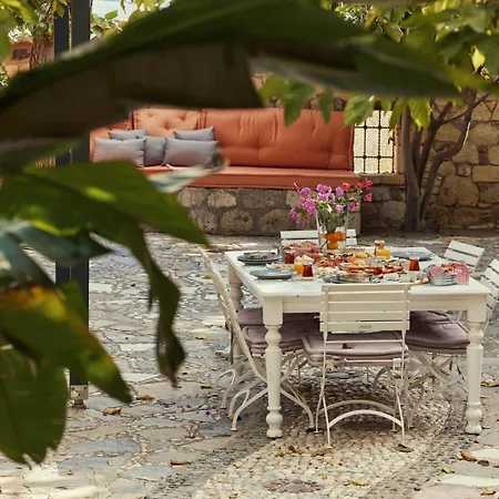 Zeytin Hotel Alaçatı